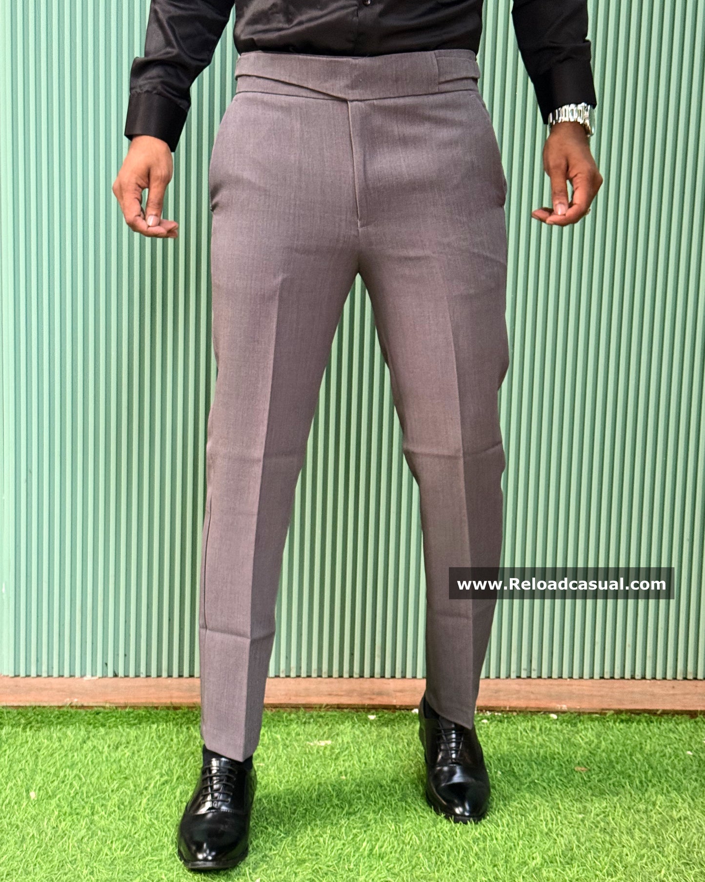 Signature Slim Fit Belt Pant