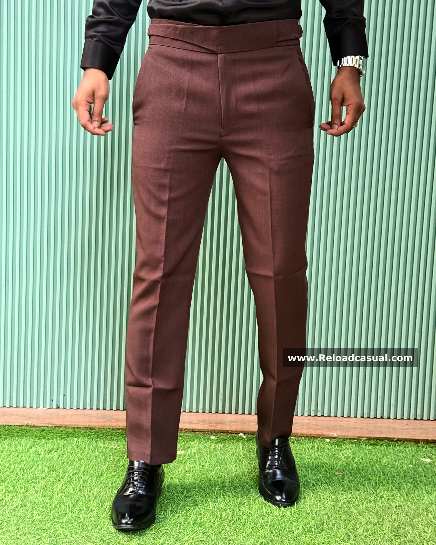 Signature Slim Fit Belt Pant