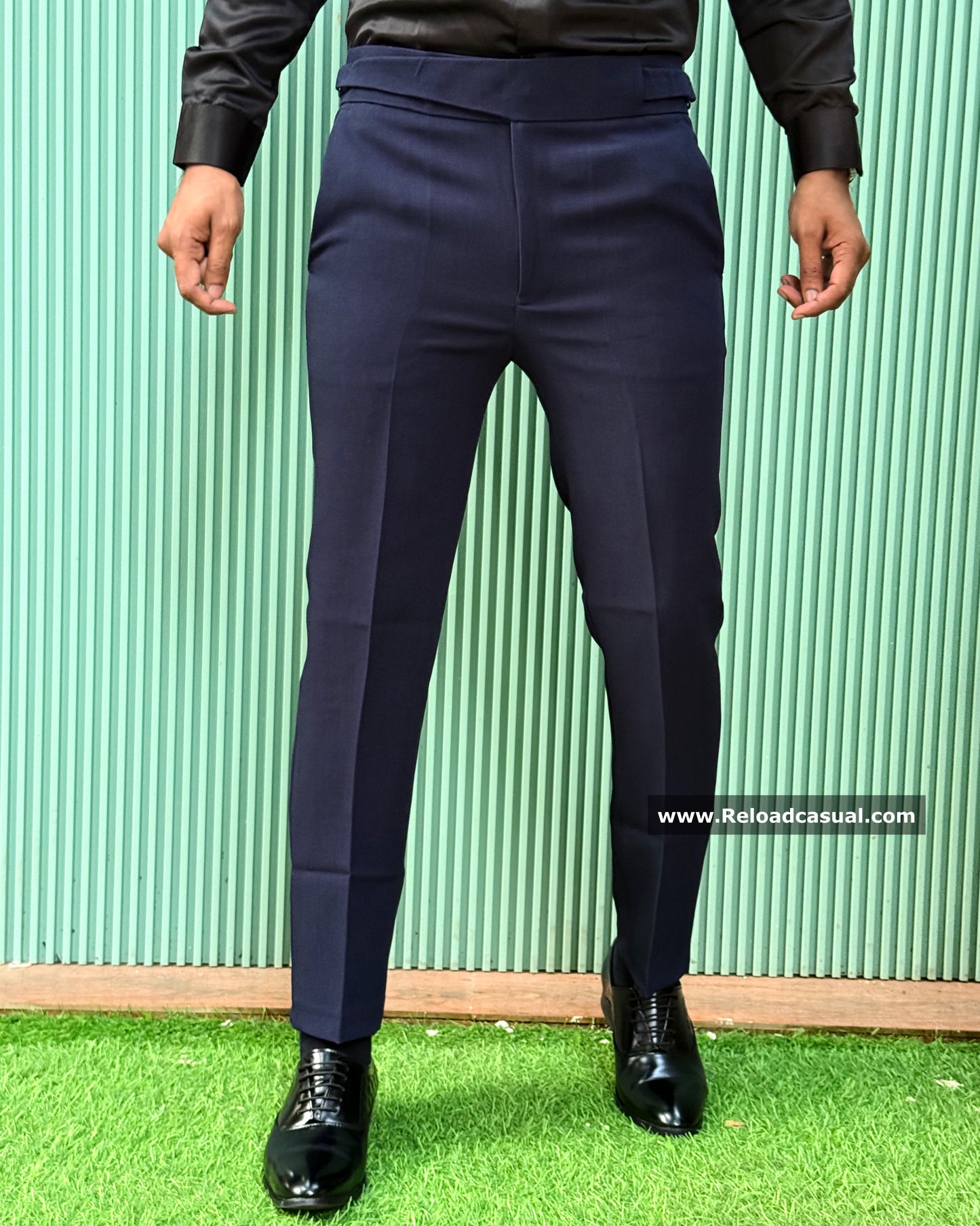 Signature Slim Fit Belt Pant