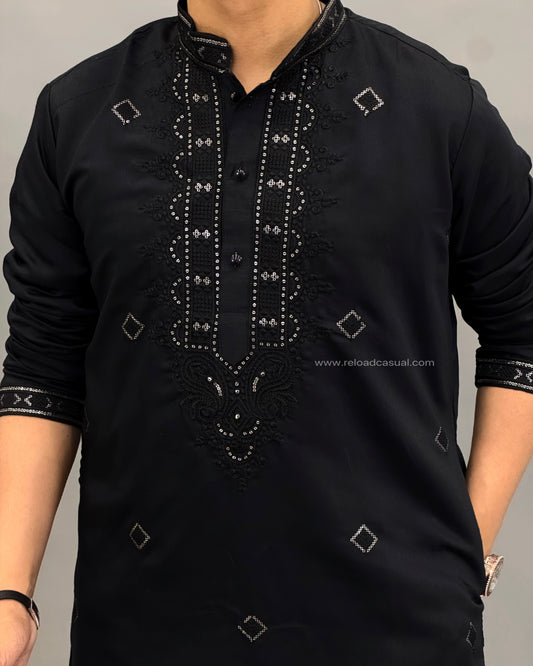 Embroidered Mandarin Collar Kurta Pajama set