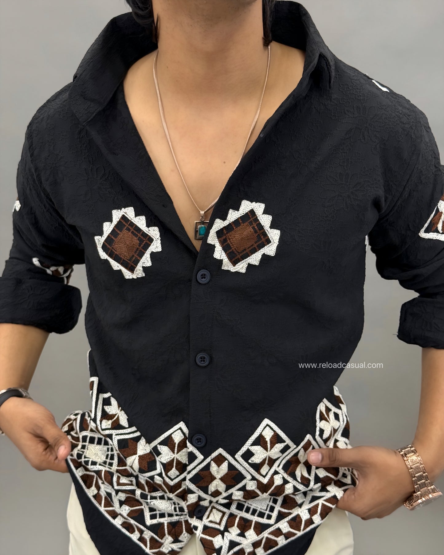 Geometric Design Embroidery Linen Shirt