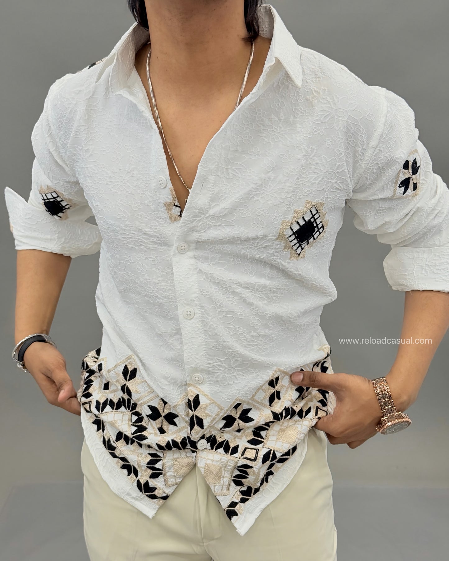 Geometric Design Embroidery Linen Shirt