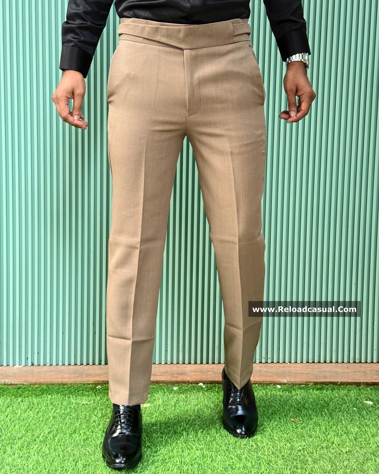 Signature Slim Fit Belt Pant