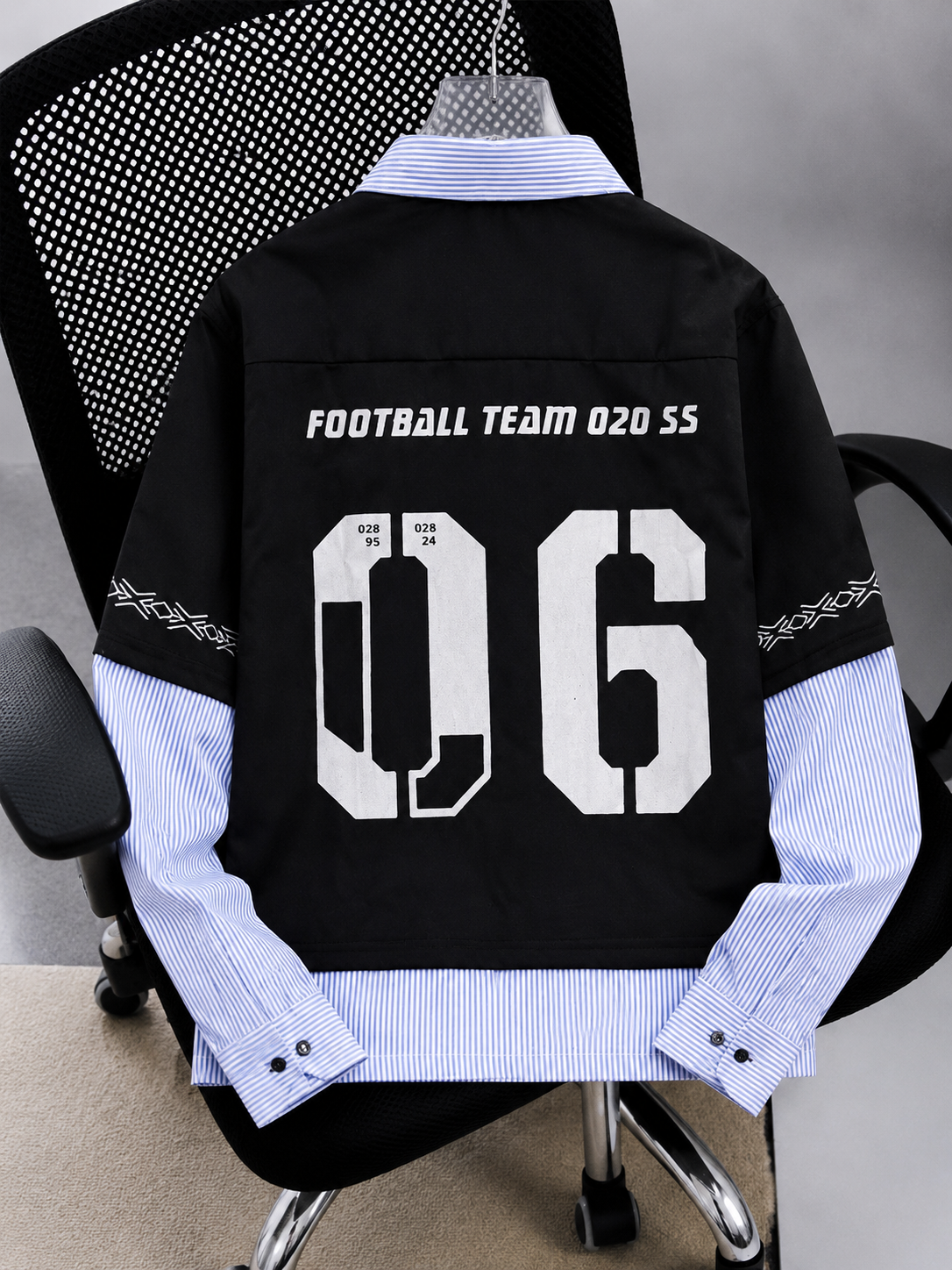 Multiple Face Style Contrast Zipper Shirt